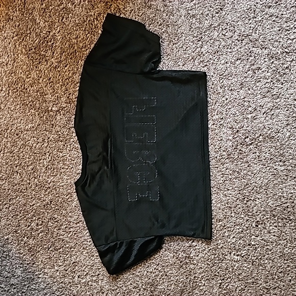 Crop top - Picture 3 of 4